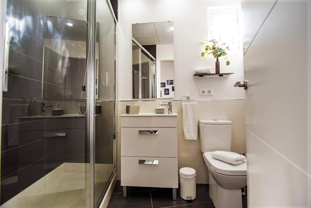 Tourist House Atico San Luis Apartment Seville Ngoại thất bức ảnh